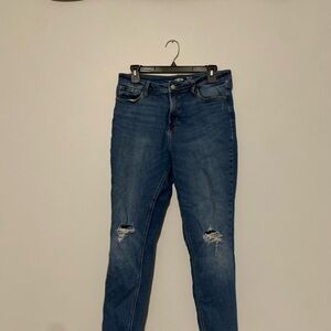 Old Navy High Rise Ripped Skinny Jeans